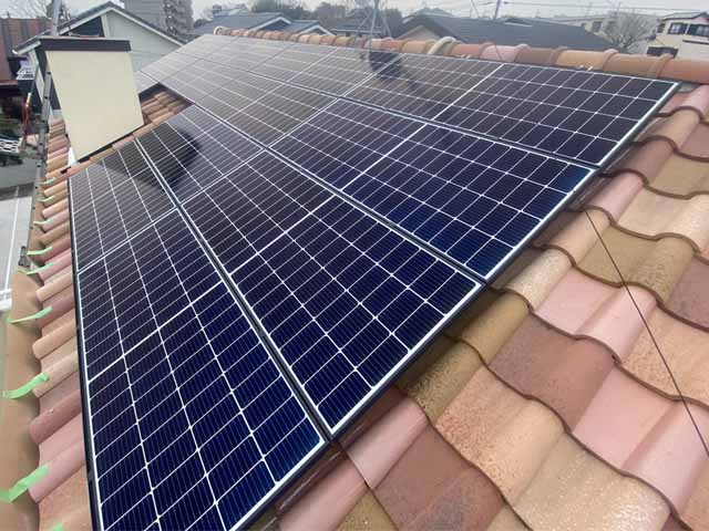 愛知県尾張旭市のカナディアンソーラー製CS3LA-300MS ×10、CS3LB-250MS ×14の太陽光発電施工写真3