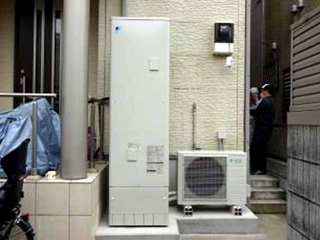 埼玉県さいたま市のダイキン製EQ46VFVのエコキュート施工写真