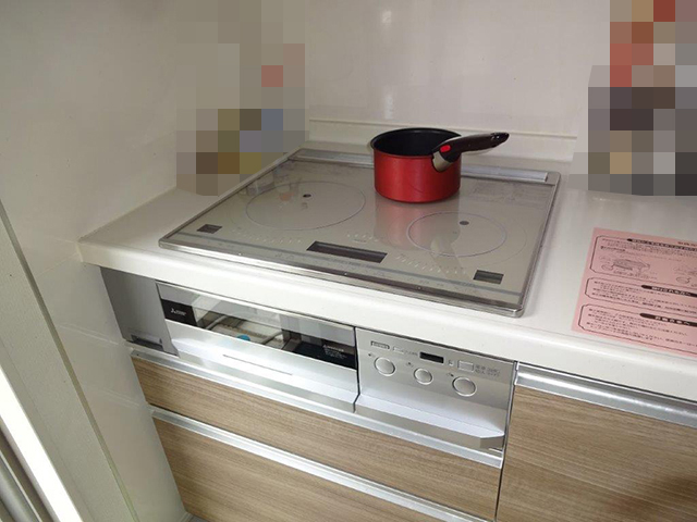 埼玉県さいたま市の三菱製CS-T321VSRのIHクッキングヒーター 施工写真