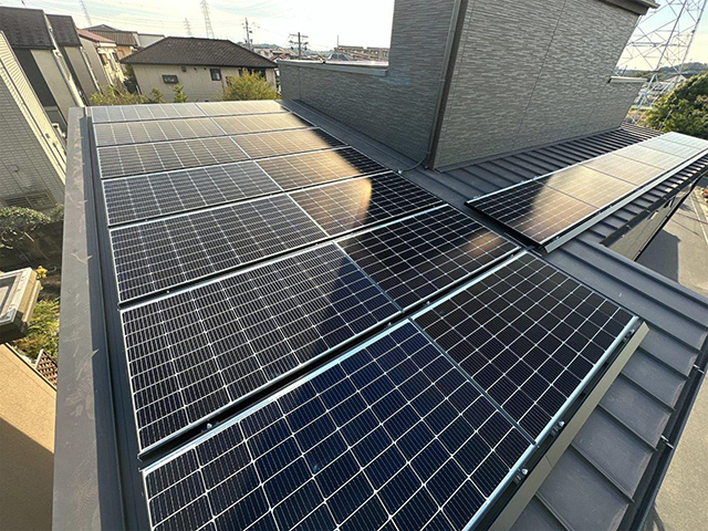 愛知県東海市の長州産業製CS-223B81S ×23の太陽光発電施工写真