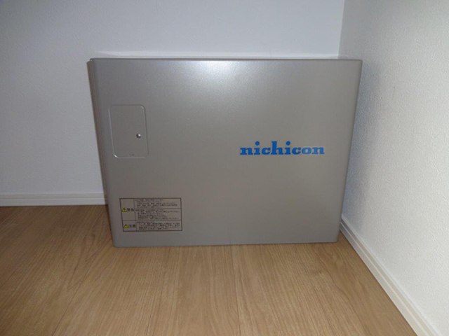 東京都葛飾区の ニチコン製ES-T3M1の蓄電池施工写真