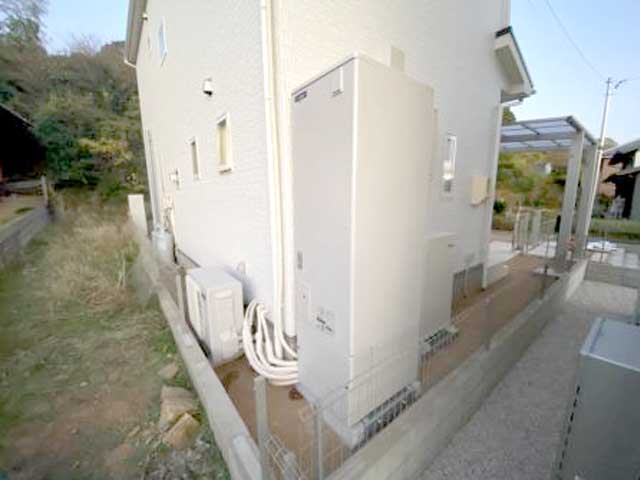 愛知県豊川市の三菱製SRT-P465UBのエコキュート施工写真