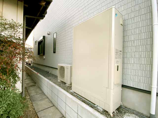 静岡県島田市のダイキン製EQ37VFTVのエコキュート施工写真