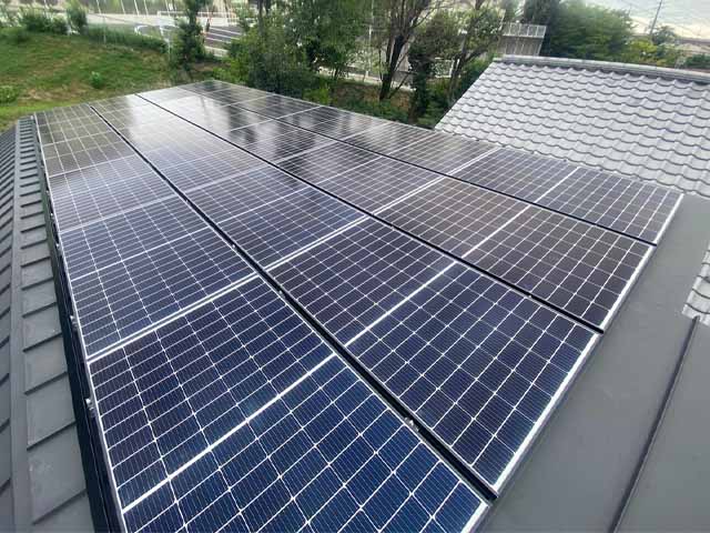 愛知県名古屋市の長州産業製CS-340B81 ×24の太陽光発電施工写真