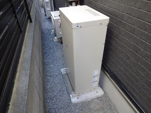東京都江戸川区の 長州産業製CB-LKT70Aの蓄電池施工写真
