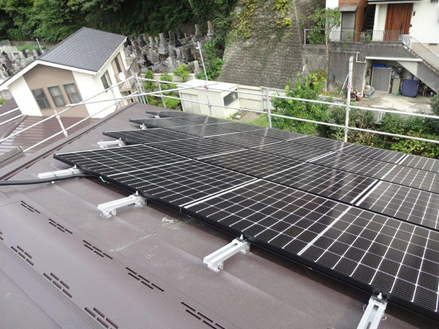 神奈川県横須賀市の長州産業製CS-340B81 ×21、CS-223B81 ×2の太陽光発電施工写真