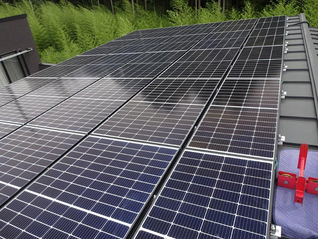 千葉県八千代市の長州産業製CS-340B81 ×24、CS-223B81 ×5の太陽光発電施工写真