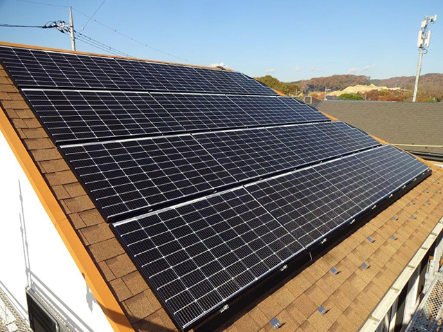 東京都八王子市の長州産業製CS-223B81S ×24、CS-109B81S ×4、CS-109B81L ×4、CS-109B81R ×4の太陽光発電施工写真