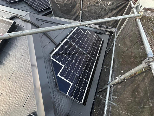 和歌山県岩出市の長州産業製CS-223B81S ×13、CS-109B81S ×2、CS-109B81L ×2、CS-109B81R ×2の太陽光発電施工写真3