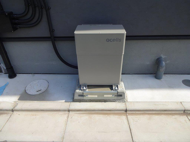 東京都昭島市の Qセルズ製QREADY-B77-1の蓄電池施工写真