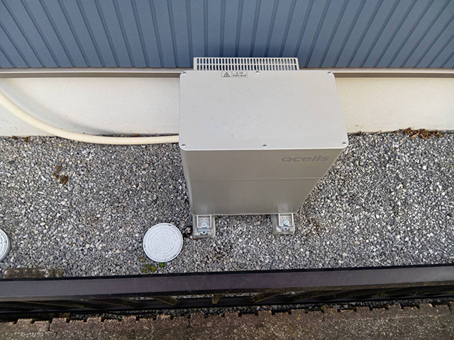 栃木県宇都宮市の Qセルズ製QREADY-B77-1の蓄電池施工写真