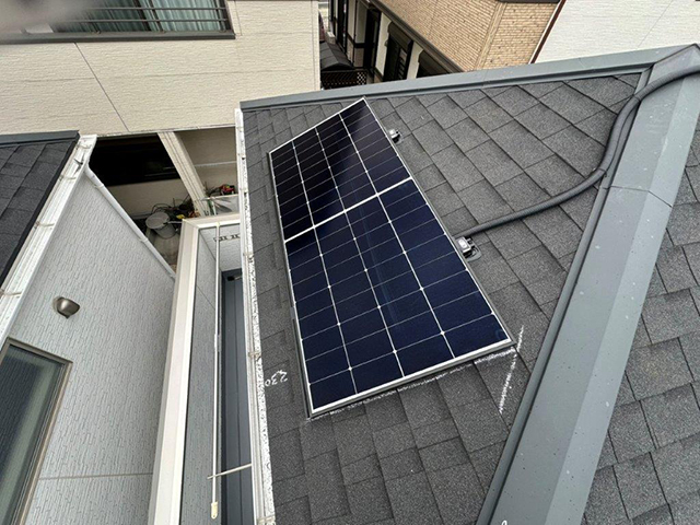 愛知県愛知郡のハンファジャパン製Re.RISE-G3 440 ×6、Re.RISE MS-G3 290 ×7の太陽光発電施工写真3