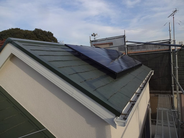 東京都調布市のハンファジャパン製Re.RISE-NBC 440 ×5、Re.RISE-NBC MS290 ×2、Re.RISE-NBC AG270 ×17の施工写真