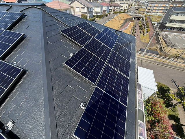 愛知県小牧市のハンファジャパン製Re.RISE-NBC MS290 ×22の太陽光発電施工写真4