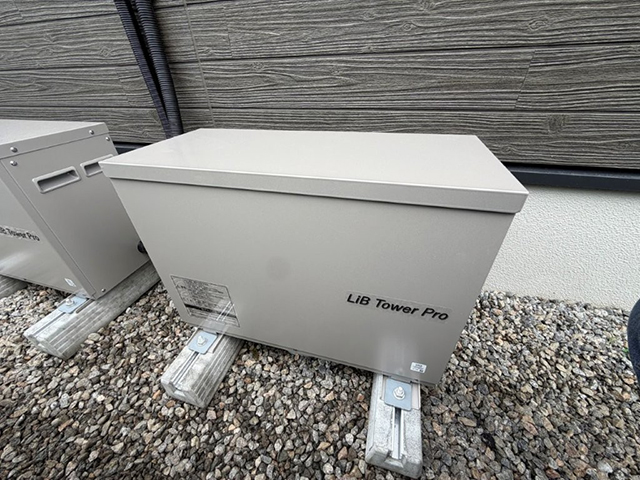 三重県いなべ市の 長府工産製ES-CSMC、ES-CSXCの蓄電池施工写真