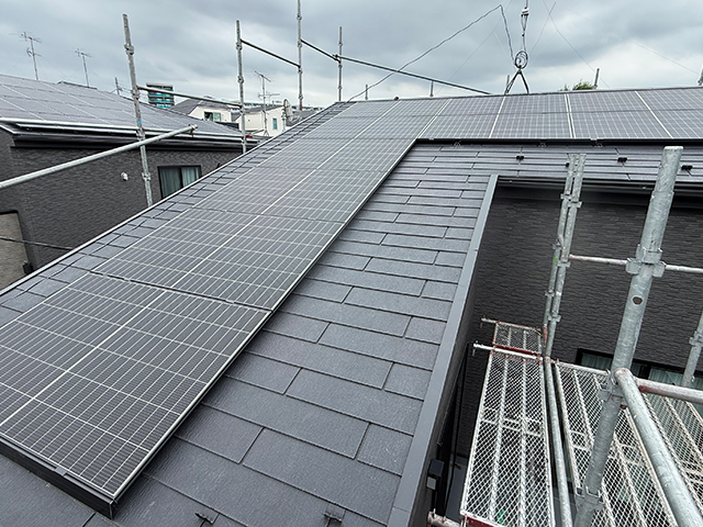 東京都北区のカナディアンソーラー製CS6.2-48TM-465 ×6、CS6.2-48TM-445 ×10の施工写真